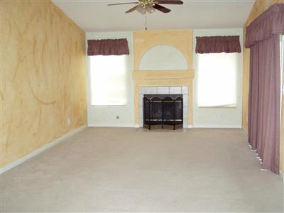 1633 Via Milano, Gustine, CA 95322 photo 4