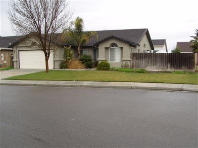 1633 Via Milano, Gustine, CA 95322 photo 2