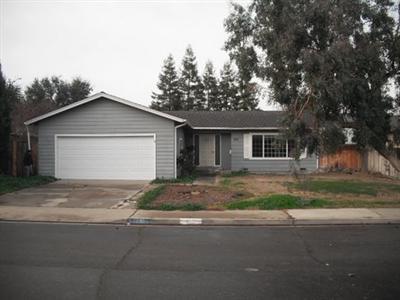 145 Baylor Ave, Turlock, CA 95382 photo 1