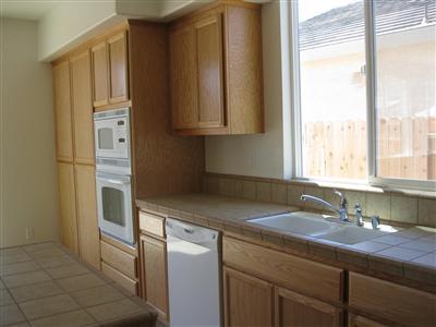 1596 Topiary Dr, Manteca, CA 95337 photo 5