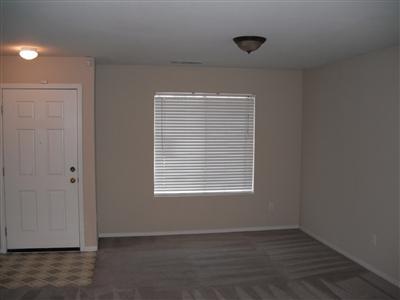 3545 Ernest Dr, Tracy, CA 95376 photo 2