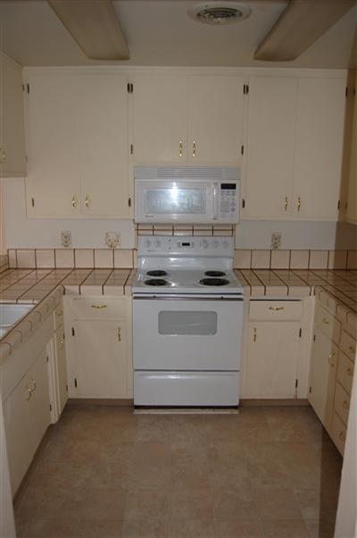 1428 Prospect Ln, Modesto, CA 95355 photo 3