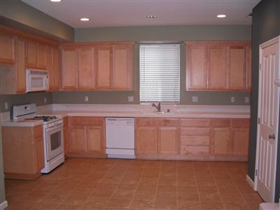 527 Park Haven Dr, Tracy, CA 95377 photo 4