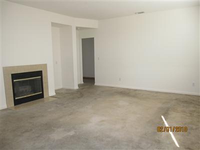 13468 Pipestone St, Lathrop, CA 95330 photo 4
