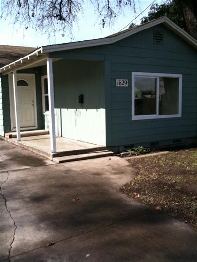 1629 Mitchell Ave, Escalon, CA 95320 photo 2