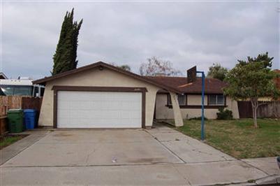 2641 Dow St, Turlock, CA 95382 photo 1