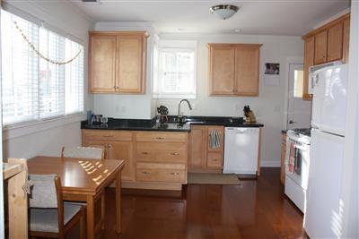 921 3rd St, Davis, CA 95616 photo 2