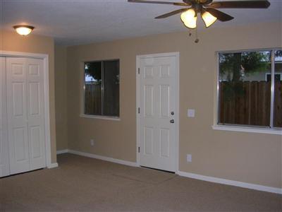 718 W Morris Ave, Modesto, CA 95354 photo 8