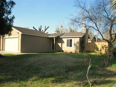 3017 Poppypatch Dr, Modesto, CA 95354 photo 1