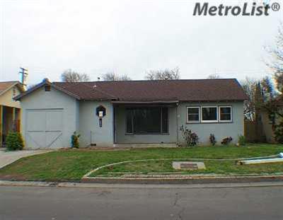 2221 Ada St, Modesto, CA 95354 photo 1