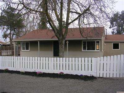 1112 Hilltop Ln, Modesto, CA 95358 photo 2