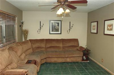 625 Robin Pl, Davis, CA 95616 photo 2