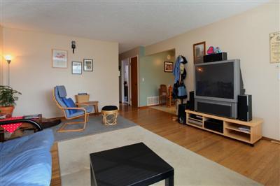 2709 Adrian Dr, Davis, CA 95618 photo 10