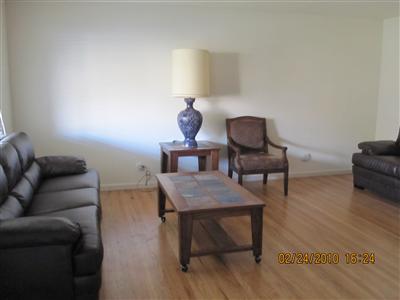 3633 Voleyn St, Carmichael, CA 95608 photo 2
