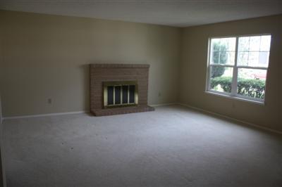 1386 7th St, Ripon, CA 95366 photo 2