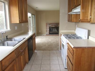 1712 Walpole Pl, Modesto, CA 95358 photo 3
