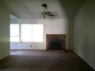 476 Columbia Ave, Merced, CA 95340 photo 2