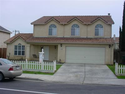 566 Stonewood Dr, Los Banos, CA 93635 photo 1