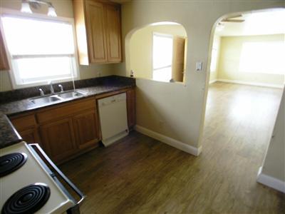 9677 Walnut Ave, Elk Grove, CA 95624 photo 5