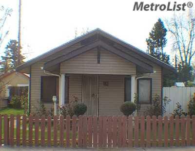 412 Flora St, Lodi, CA 95240 photo 1