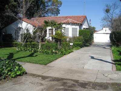 608 Laurel Ave, Modesto, CA 95351 photo 2