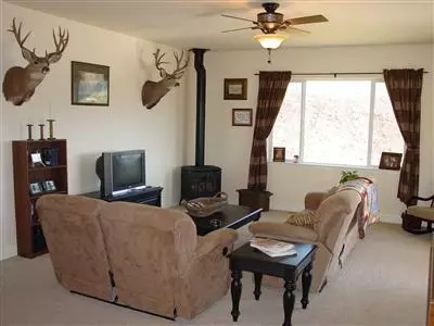 20029 Peyton Pl, Grass Valley, CA 95949 photo 5