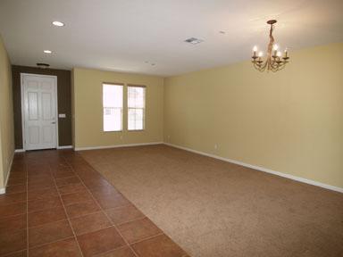 360 Anemone Ct, Patterson, CA 95363 photo 2