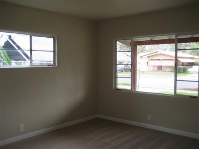 401 Semple St, Modesto, CA 95354 photo 4