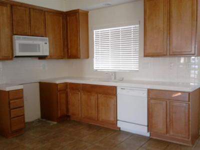 4531 Shay Ave, Olivehurst, CA 95961 photo 2