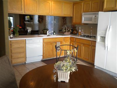 2412 Thaddeous Dr, Escalon, CA 95320 photo 3