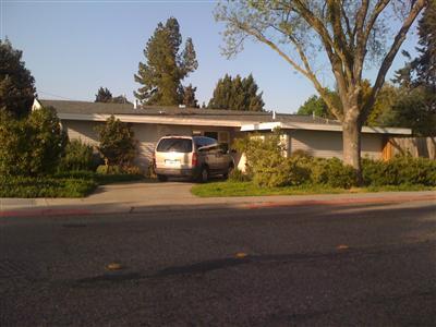 1129 E Fairmont Ave, Modesto, CA 95350 photo 1