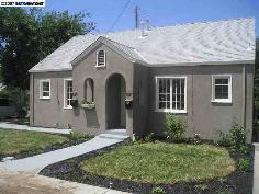 537 W 12th St, Tracy, CA 95376 photo 1