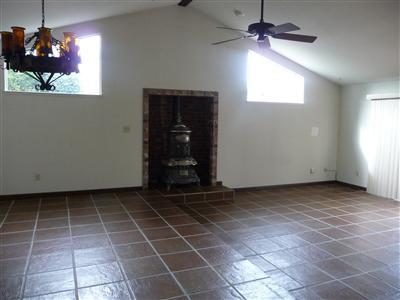 344 Dan St, Manteca, CA 95336 photo 2