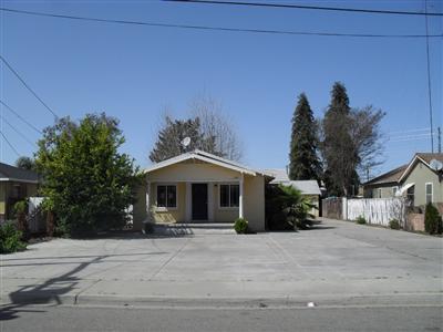 1049 Paradise Rd, Modesto, CA 95351 photo 1
