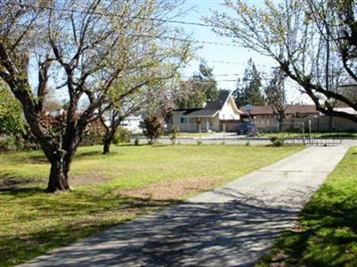 125 West Ave, Turlock, CA 95380 photo 2