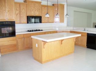 648 W Shasta Ave, Ripon, CA 95366 photo 4