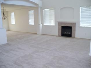 648 W Shasta Ave, Ripon, CA 95366 photo 2
