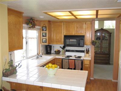 1445 Monterey Ct, Tracy, CA 95376 photo 3