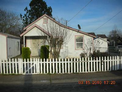 211 Oak Ave, Galt, CA 95632 photo 1