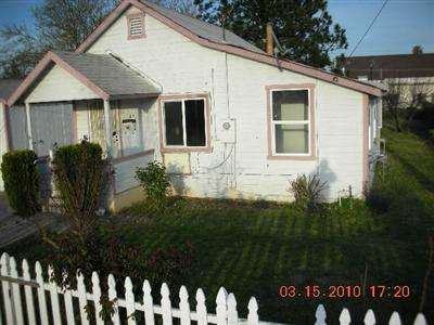211 Oak Ave, Galt, CA 95632 photo 2