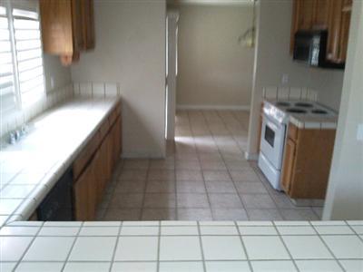 744 Sunflower Dr, Lathrop, CA 95330 photo 3