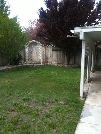 16141 Williamstowne Dr, Lathrop, CA 95330 photo 10