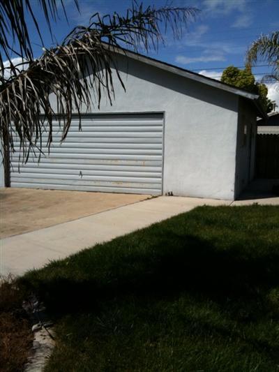 861 Edythe St, Manteca, CA 95337 photo 2