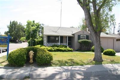 402 W 20th St, Tracy, CA 95376 photo 1