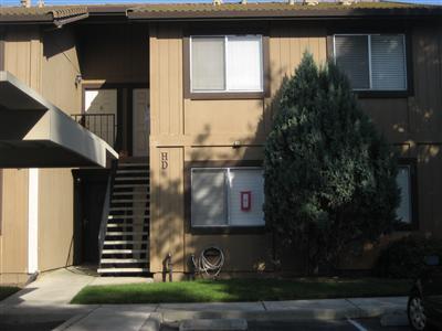 479 Cherry Ln #d, Manteca, CA 95337 photo 2