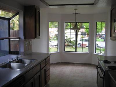 1016 Norwegian Ave, Modesto, CA 95350 photo 3