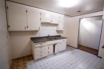 302 Oak St, Modesto, CA 95351 photo 4