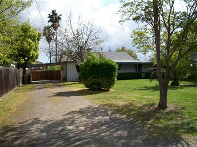 736 Simon St, Galt, CA 95632 photo 1