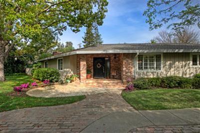 6245 Rio Bonito Dr, Carmichael, CA 95608 photo 1