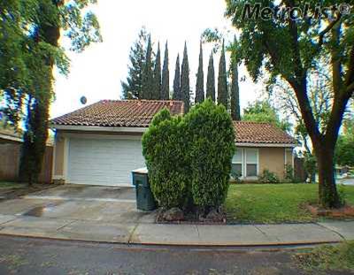 2424 Sussex Ave, Modesto, CA 95358 photo 1